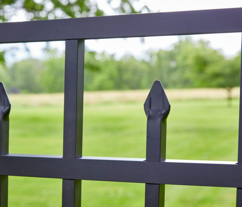 Siskin (3-Rail) Aluminum Fence Panel